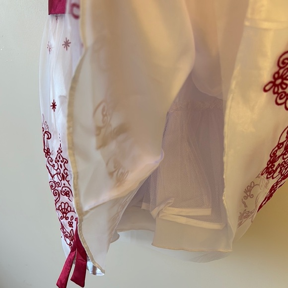 Jona Michelle Burgundy and White Formal Dress - Picture 4 of 5